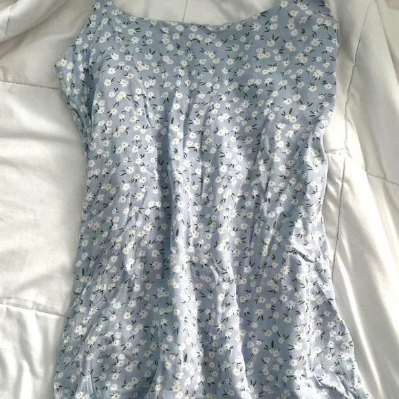 Pacing L.A. Hearts floral mini dress super cute! - Picture 5 of 8